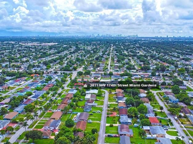 1 of 45 - 3811 Nw 174th St, Miami Gardens, FL
