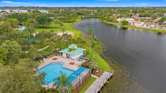 4 of 61 - 18255 Nw 21st St, Pembroke Pines, FL