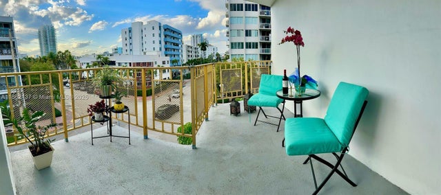 5 of 41 - 1340 Lincoln Rd 401, Miami Beach, FL