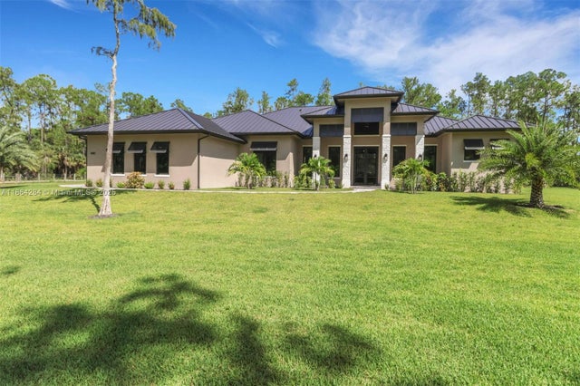 2 of 47 - 4987 Mahogany Ridge Dr, Naples, FL