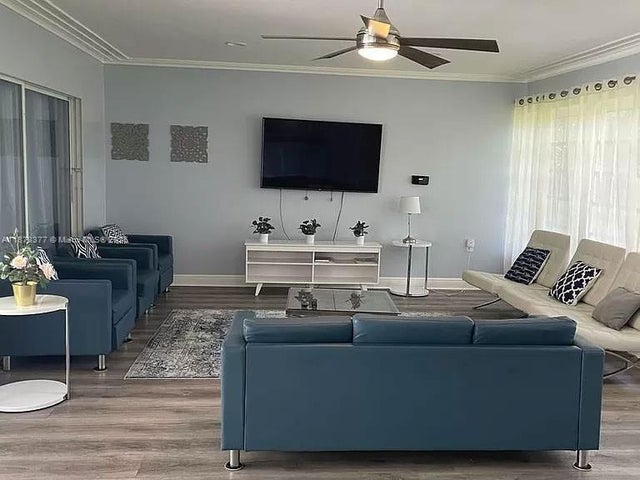 1 of 16 - 1319 Fillmore St, Hollywood, FL