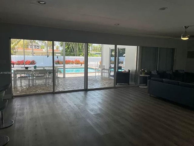 5 of 16 - 1319 Fillmore St, Hollywood, FL