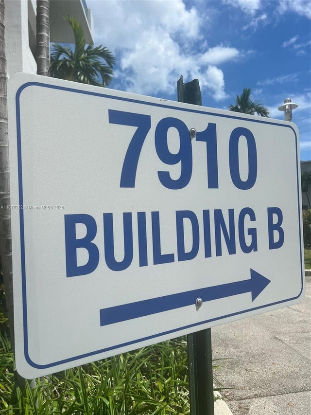 2 of 36 - 7910 Harbor Island Dr 1202, North Bay Village, FL
