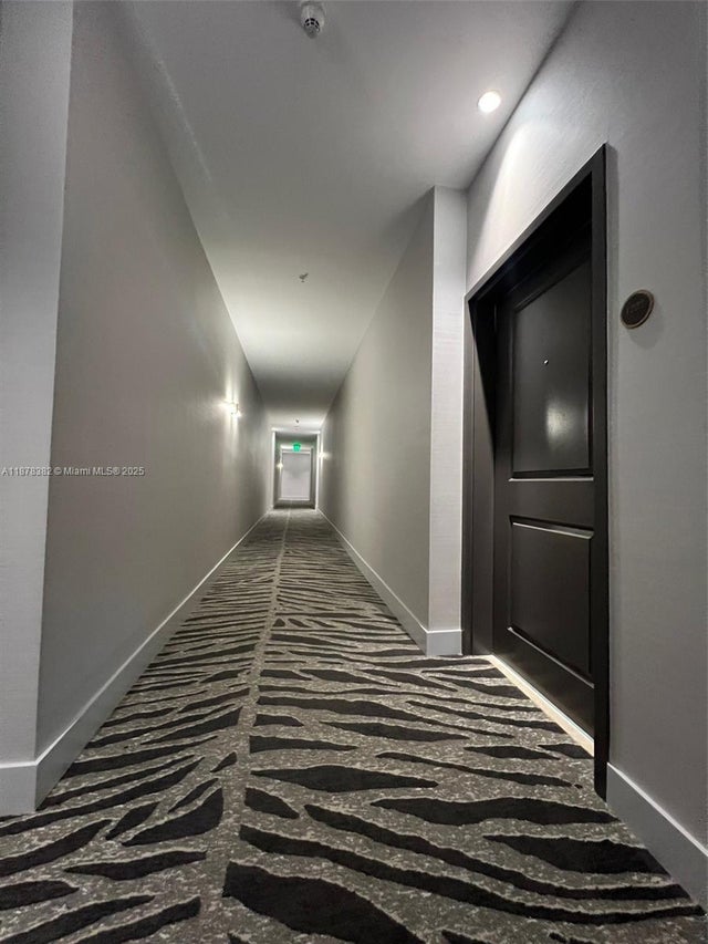 5 of 36 - 7910 Harbor Island Dr 1202, North Bay Village, FL