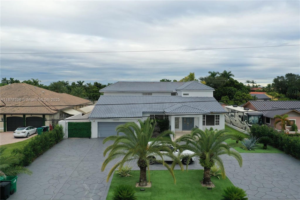 13815 Sw 38th St, Miami