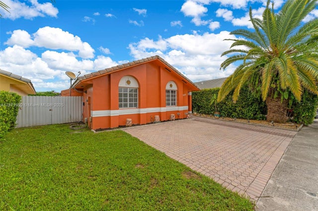 3 of 36 - 8101 Sw 159th Ct, Miami, FL