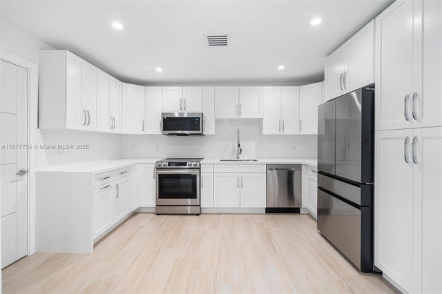 3 of 27 - 234 Minola Dr, Miami Springs, FL