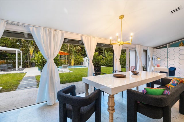5 of 62 - 11403 Ne 8th Ave, Biscayne Park, FL