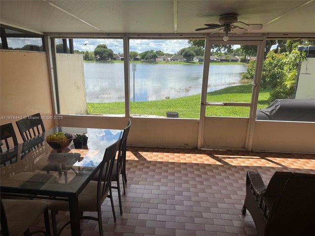 2 of 27 - 4929 Sw 139th Ct, Miami, FL
