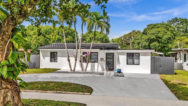 3 of 61 - 12680 N Miami Ave, North Miami, FL