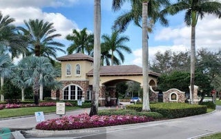 Photo of Listing #A11878305