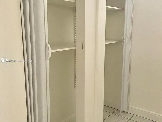 5 of 9 - 7720 Harding Ave 6, Miami Beach, FL
