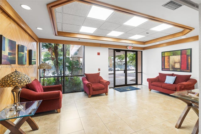 3 of 34 - 20840 San Simeon Way 307, Miami, FL