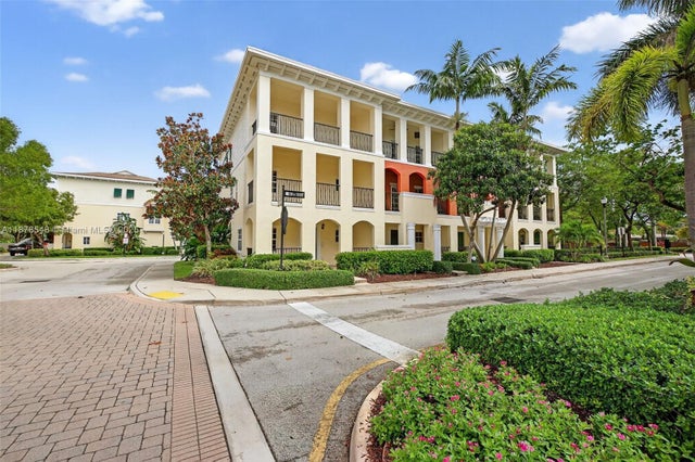 1 of 70 - 27 Sw 6th Ct, Pompano Beach, FL