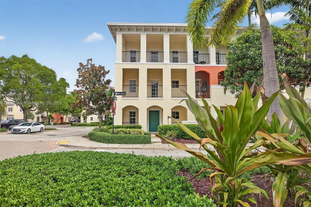 2 of 70 - 27 Sw 6th Ct, Pompano Beach, FL