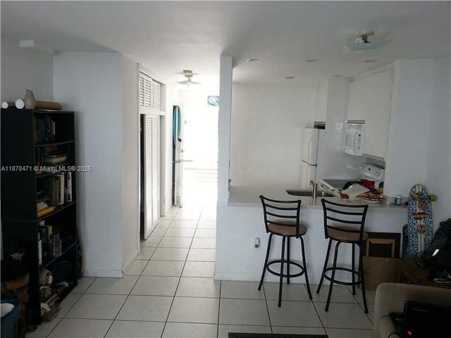 4 of 10 - 1441 Lincoln Rd 308, Miami Beach, FL