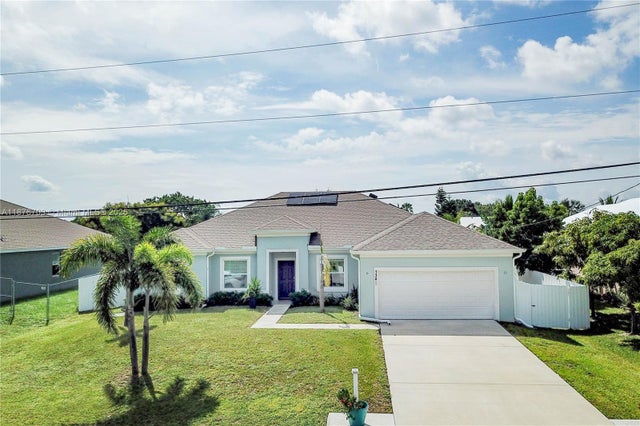 1 of 41 - 734 Sw Crean Ter, Port St Lucie, FL