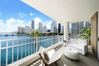 Photo of Listing #A11875336