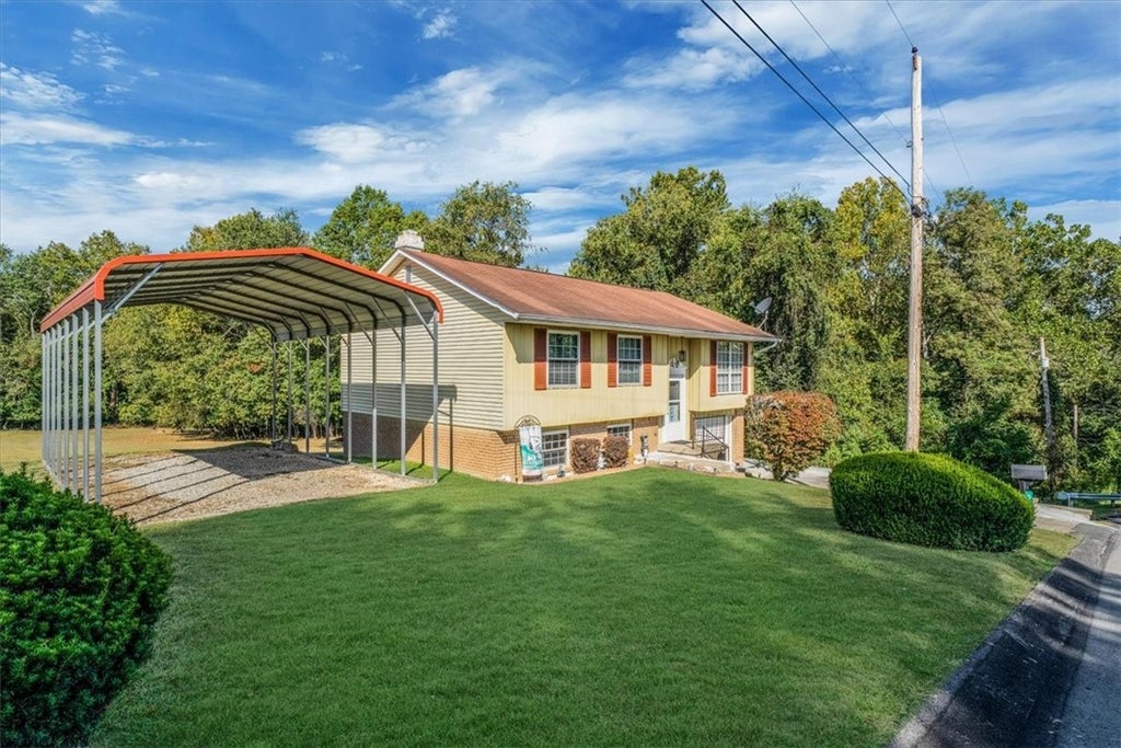 545 Allen Avenue, Rostraver