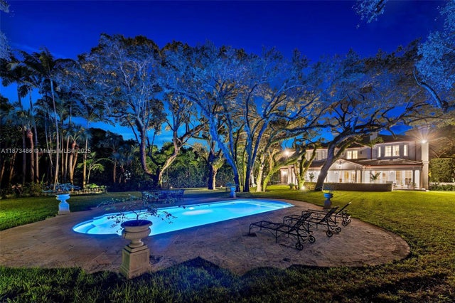 3 of 75 - 5400 Banyan Trl, Coral Gables, FL