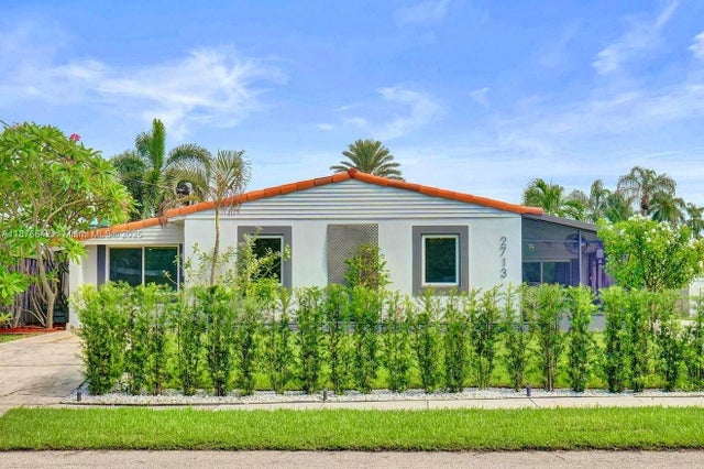 3 of 29 - 2713 Coolidge St, Hollywood, FL