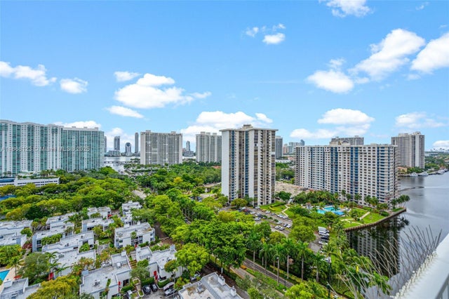 1 of 41 - 2851 Ne 183rd St 2107e, Aventura, FL