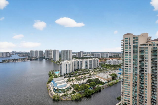 4 of 74 - 3370 Hidden Bay Dr 2915, Aventura, FL