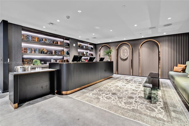 1 of 32 - 398 Ne 5th St 4507, Miami, FL