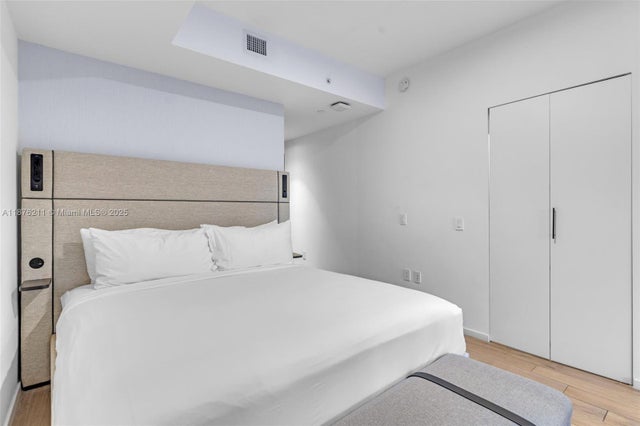 4 of 32 - 398 Ne 5th St 4507, Miami, FL