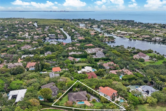 4 of 26 - 8290 La Rampa St, Coral Gables, FL