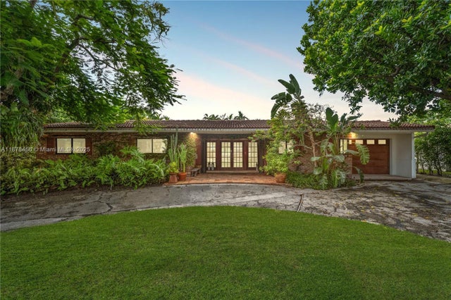 1 of 27 - 12430 Keystone Island Dr, North Miami, FL