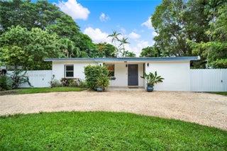 Photo of Listing #A11878260