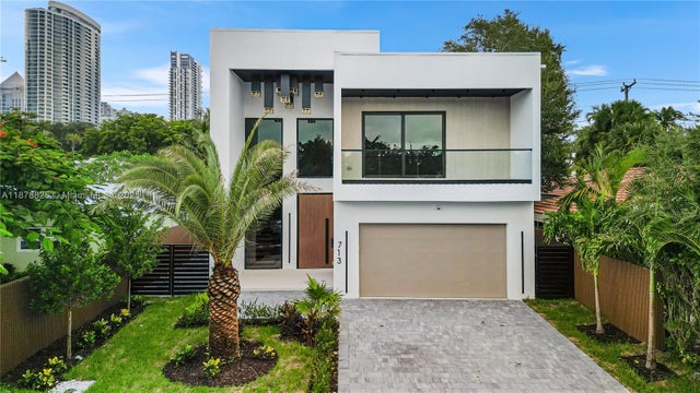 1 of 39 - 713 Se 6th St, Fort Lauderdale, FL