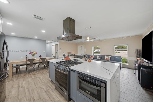 5 of 29 - 13605 Sw 73rd Ter, Miami, FL