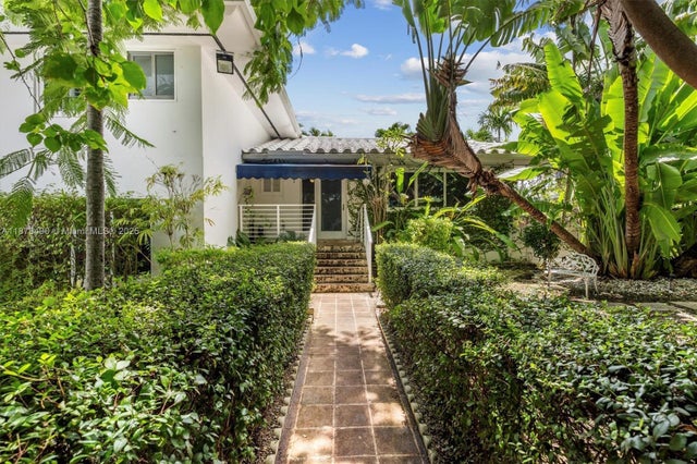 2 of 25 - 1164 Ne 86th St, Miami, FL