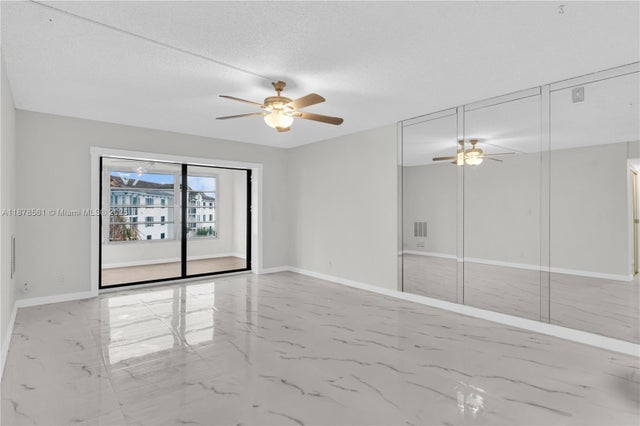 2 of 42 - 9355 Sw 8th St 425, Boca Raton, FL