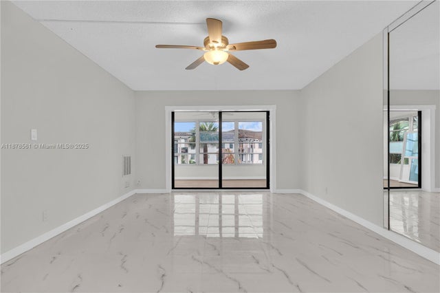 3 of 42 - 9355 Sw 8th St 425, Boca Raton, FL