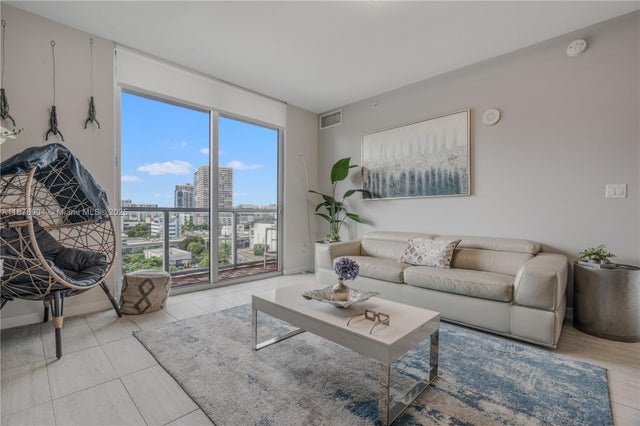 1 of 43 - 3900 Biscayne Blvd S-904, Miami, FL