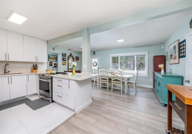 3 of 55 - 6849 Sw 39th St, Miami, FL