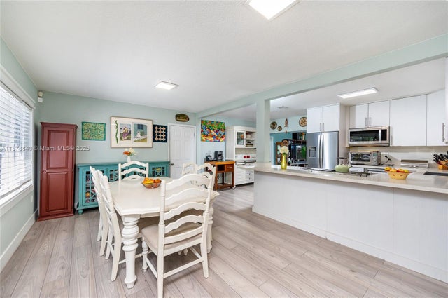 5 of 55 - 6849 Sw 39th St, Miami, FL