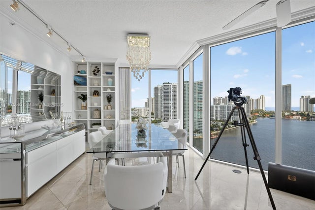 5 of 75 - 3370 Hidden Bay Dr 1808, Aventura, FL