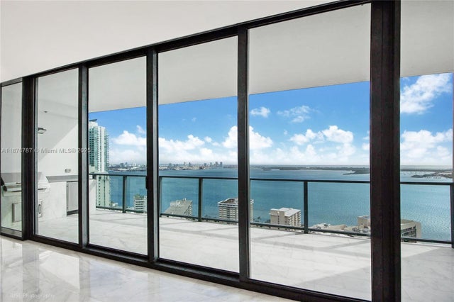 3 of 25 - 1451 Brickell Ave 3102, Miami, FL