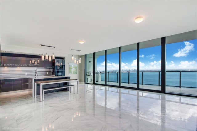 5 of 25 - 1451 Brickell Ave 3102, Miami, FL