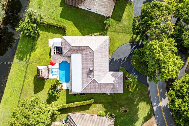 4 of 72 - 10379 Nw 20th Ct, Coral Springs, FL