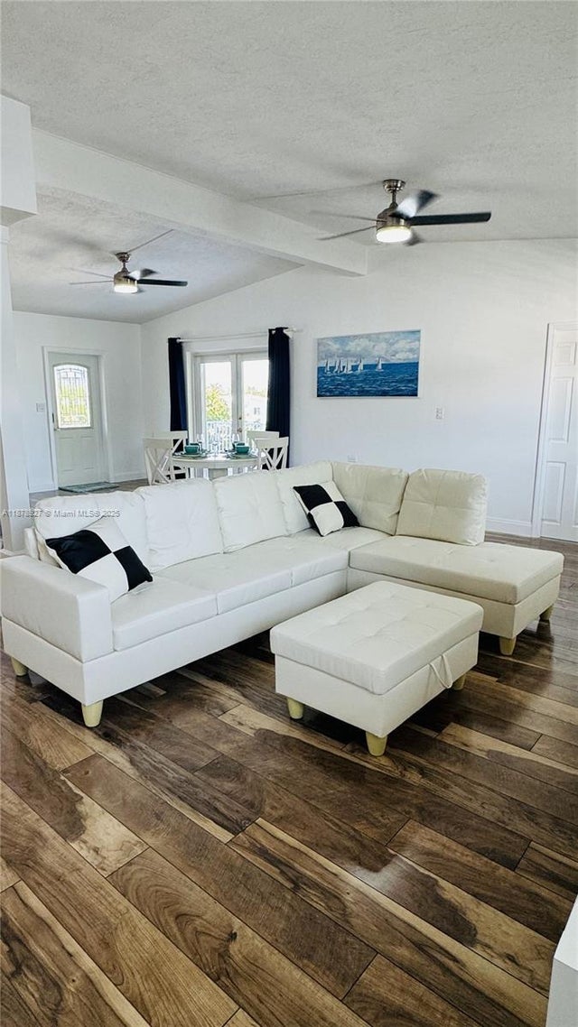 2 of 48 - 443 4th Rd, Key Largo, FL