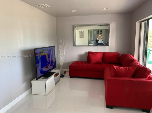 2 of 6 - 10030 Sw 51st Ter, Miami, FL