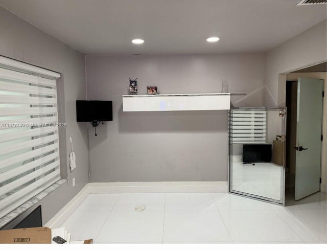 3 of 6 - 10030 Sw 51st Ter, Miami, FL