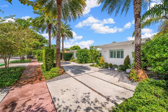 3 of 57 - 865 W 47th St, Miami Beach, FL