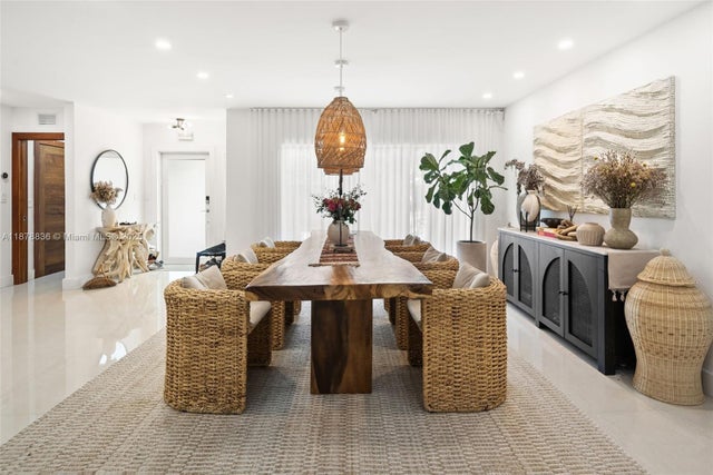 4 of 57 - 865 W 47th St, Miami Beach, FL
