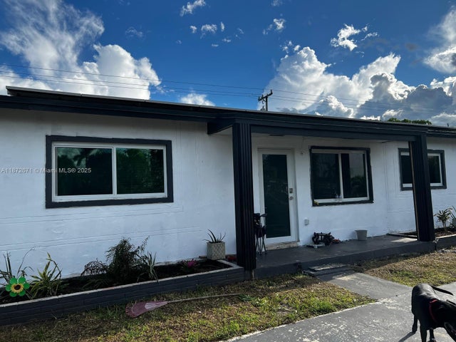 1 of 8 - 12120 Sw 188th St, Miami, FL